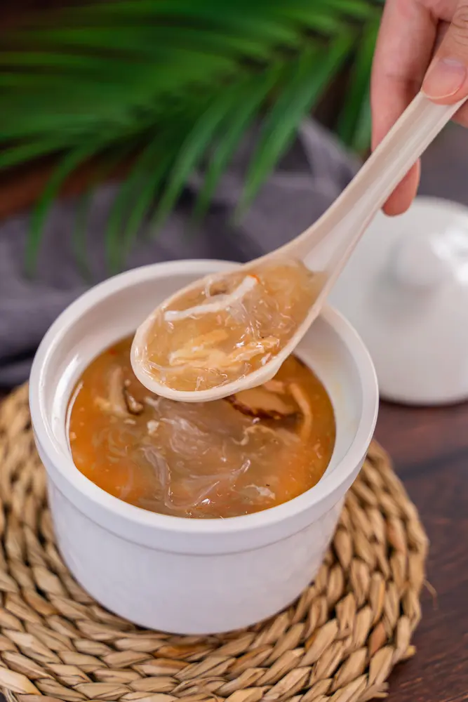 药膳椰子汤 Herbal Coconut Soup